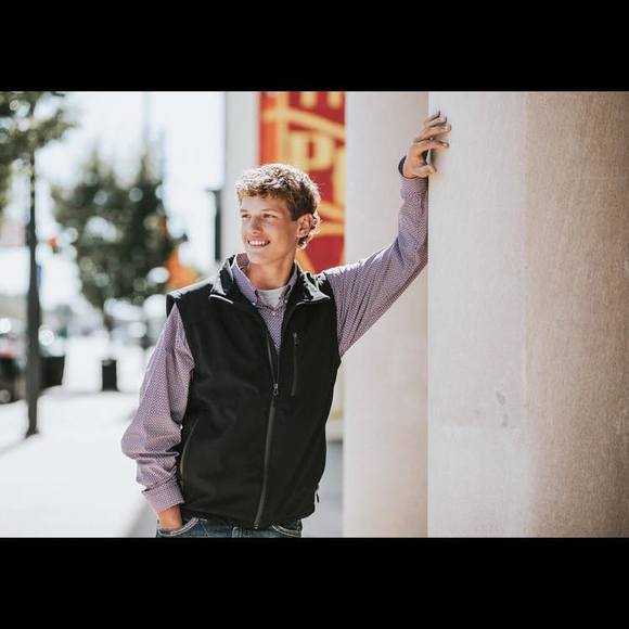 Meet your Posher, Chase - Picture 1 of 1
